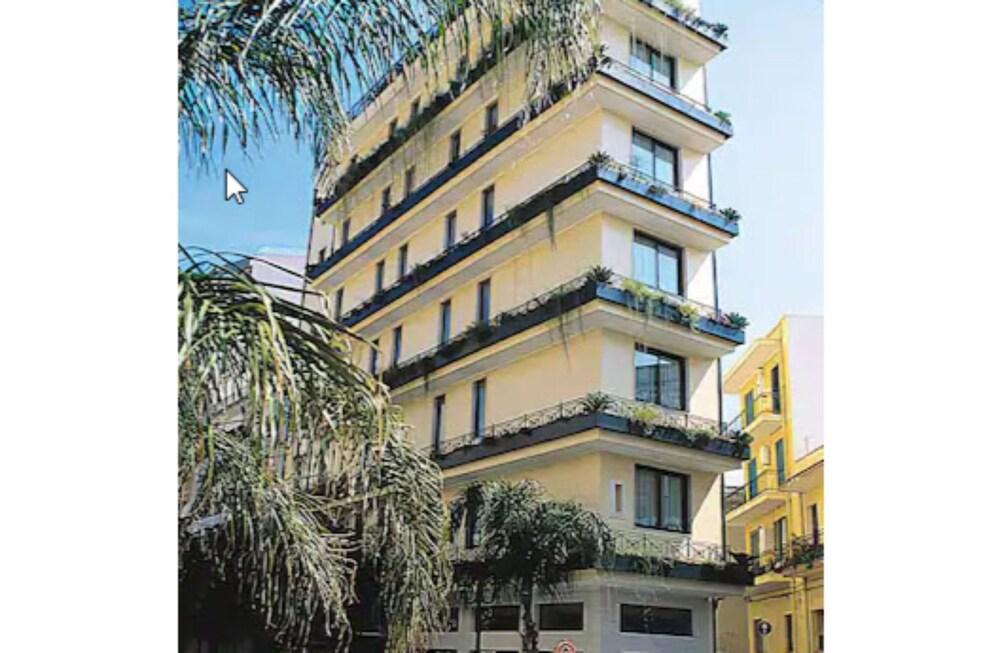Hotel Colonna Μπρίντιζι Εξωτερικό φωτογραφία