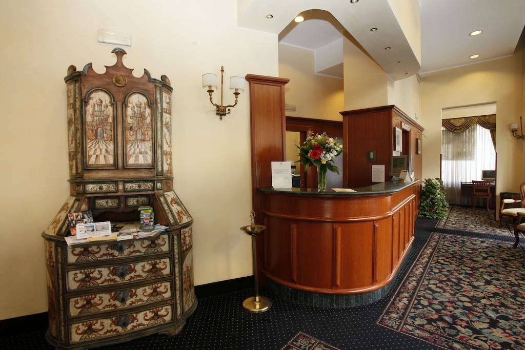Hotel Colonna Μπρίντιζι Εξωτερικό φωτογραφία
